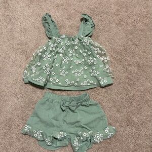 2T Green Floral Top and Shorts Set